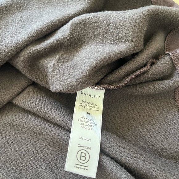 Athleta turtleneck purple pullover size Large - Picture 11 of 12